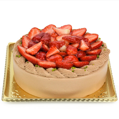 【店舗受取限定】苺デコレーションケーキ（チョコ）6号サイズ